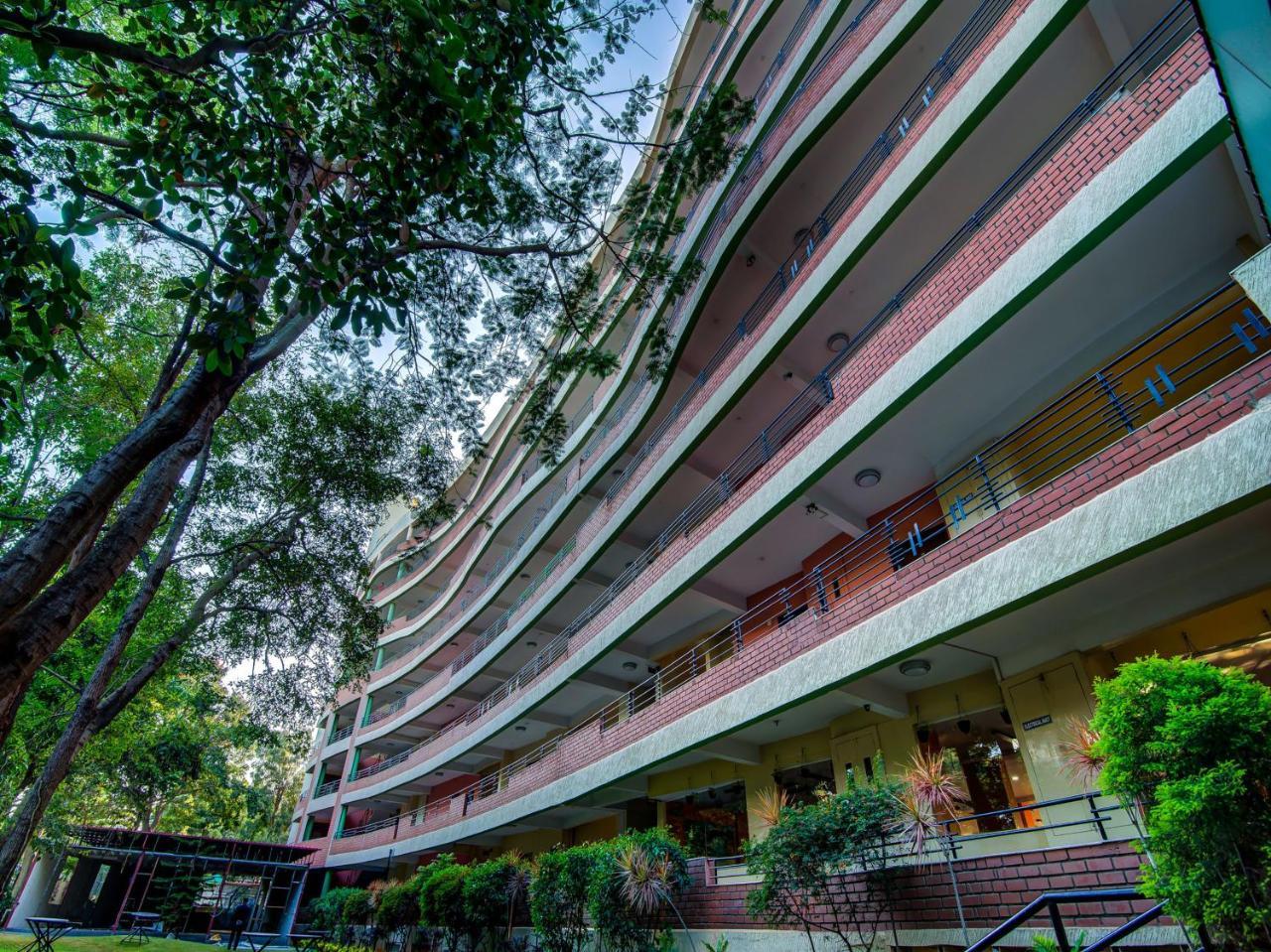 Gardeenia Comfortes Suites Kammasandra Exterior foto