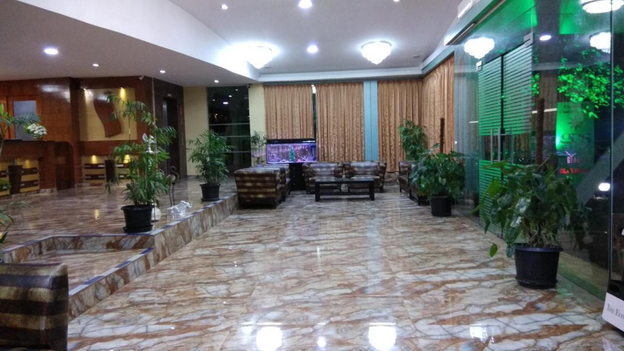 Gardeenia Comfortes Suites Kammasandra Exterior foto